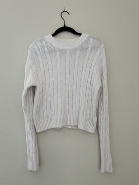 GAP White Cable Knit Crew Neck Sweater
